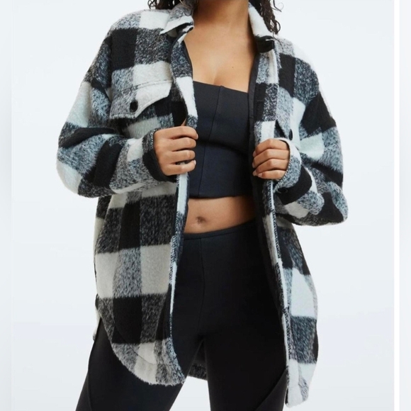 Good American Jackets & Blazers - NWT Good American Oversized Plaid Shacket